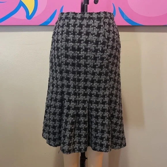Moschino Cheap Chic Gray Black Wool Tweed Houndstooth Trumpet Skirt - Picture 5 of 10